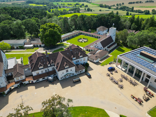 A Downe House kampusza madártávlatból